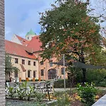 Kurkowa 4*